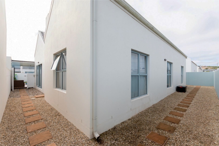 3 Bedroom Property for Sale in Blue Lagoon Western Cape